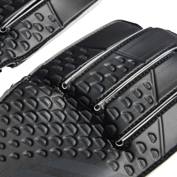 Rękawice bramkarskie junior adidas Predator GL czarne flat | VUX.pl