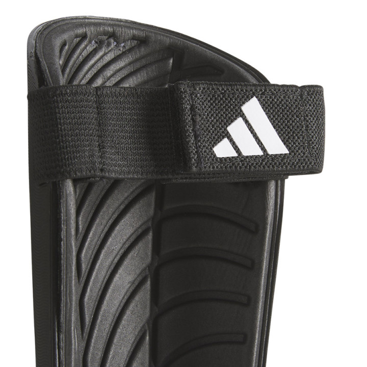 Nagolenniki piłkarskie na rzepy adidas Tiro Training czarne | VUX.pl