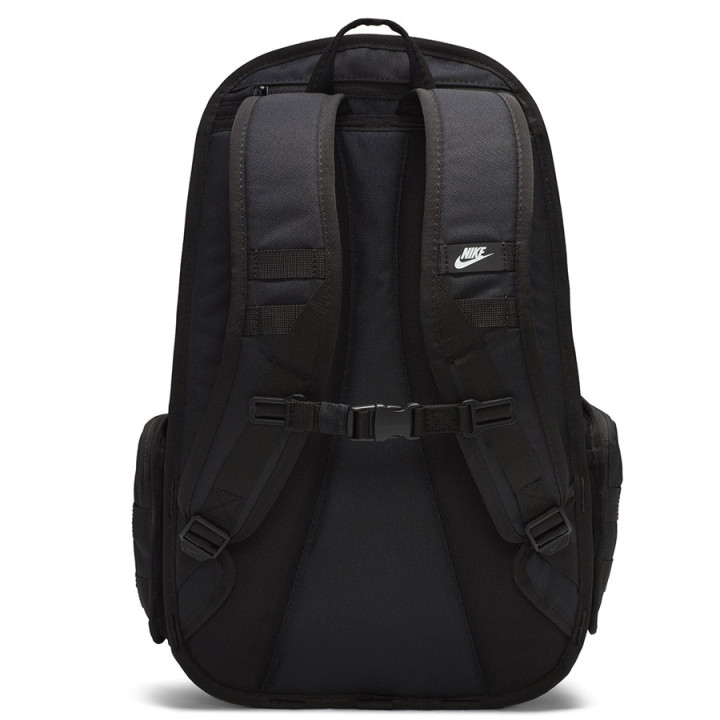Plecak sportowy 24 l Nike Sportswear RPM czarny FD7544-010 | VUX.pl