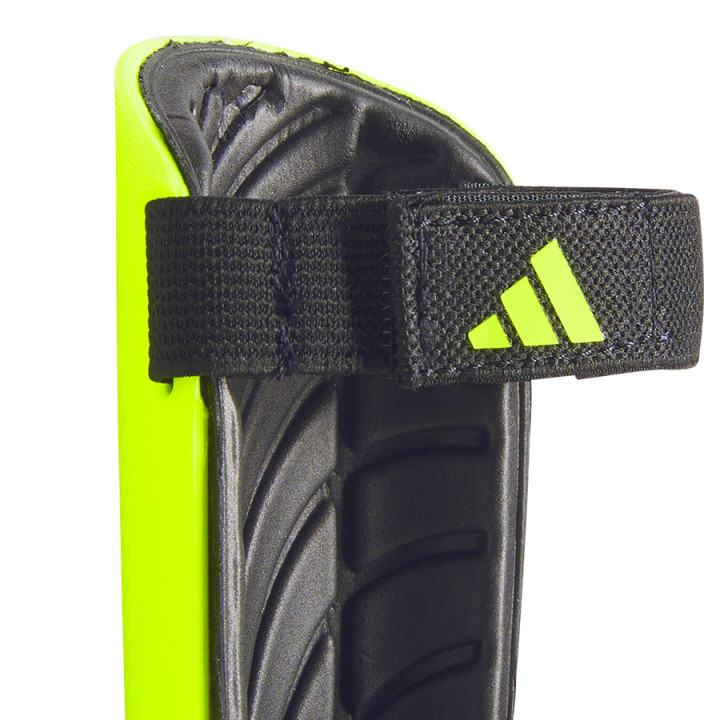 Nagolenniki piłkarskie na rzepy junior adidas Tiro SG MTC | VUX.pl