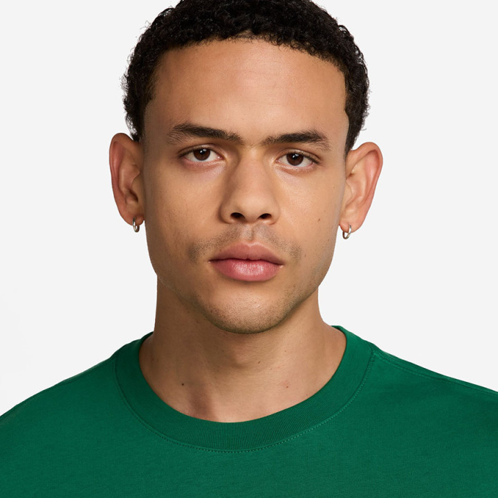 T-shirt męski Nike Sportswear TOTAL 90 II zielony IB6032-302 | VUX.pl