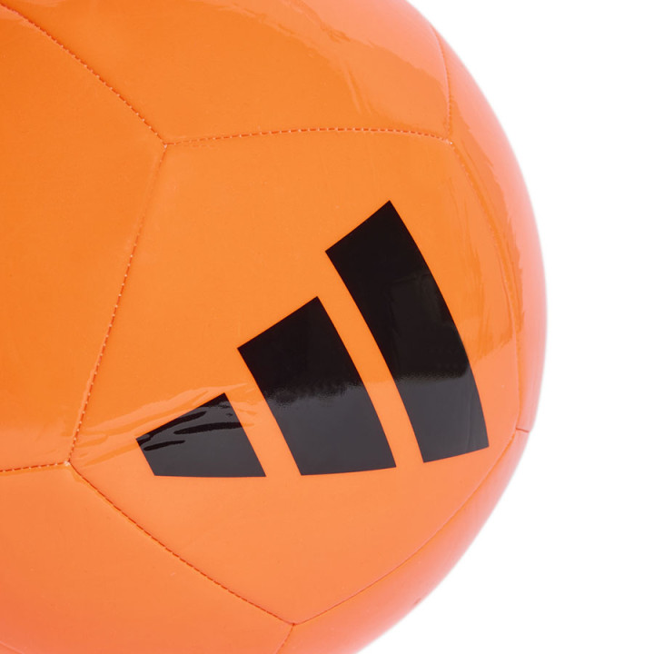 Piłka nożna na trawę naturalną adidas Universadi | VUX.pl