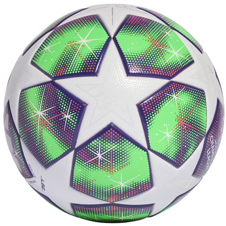 Piłka nożna treningowa adidas UCL na trawę naturalną | VUX.pl