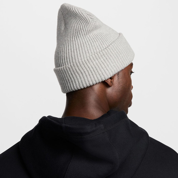 Czapka zimowa beanie akrylowa Nike Peak szara HF0326-036 | VUX.pl