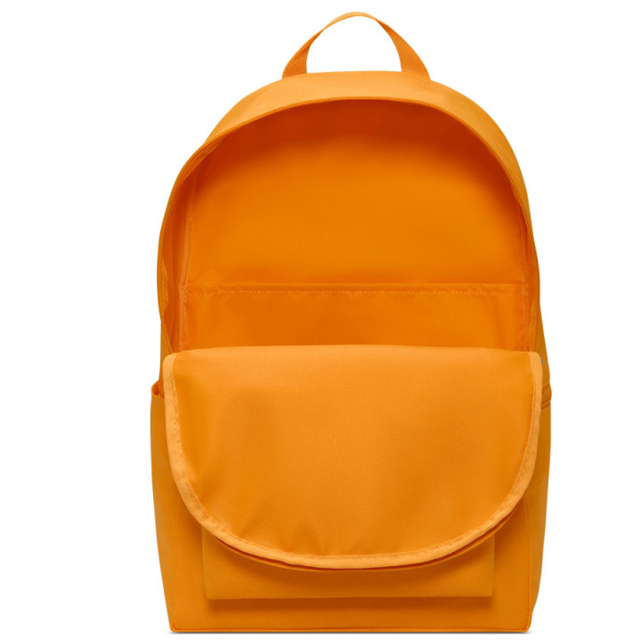 Plecak miejski 27 l Nike Heritage Backpack pomarańczowy | VUX.pl