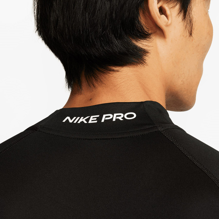 Koszulka termoaktywna długi rękaw Nike Pro Dri-FIT czarna | VUX.pl