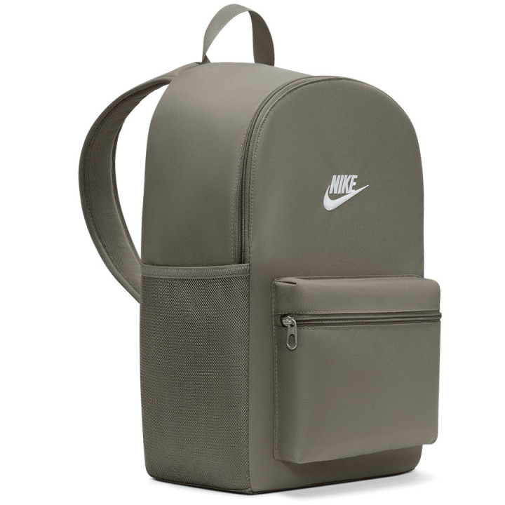 Plecak miejski Nike Heritage 2.0 25 l zielony IB4343-320 | VUX.pl