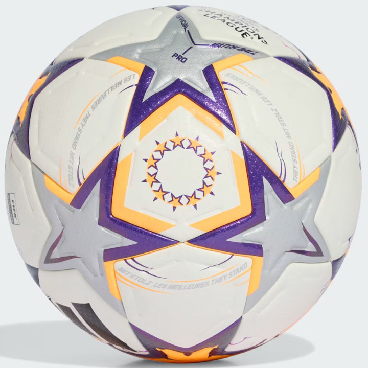 Piłka nożna na trawę naturalną adidas WUCL Pro biała KE5141 | VUX.pl
