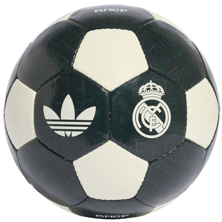 Piłka treningowa adidas UCL Real Madryt na trawę naturalną | VUX.pl