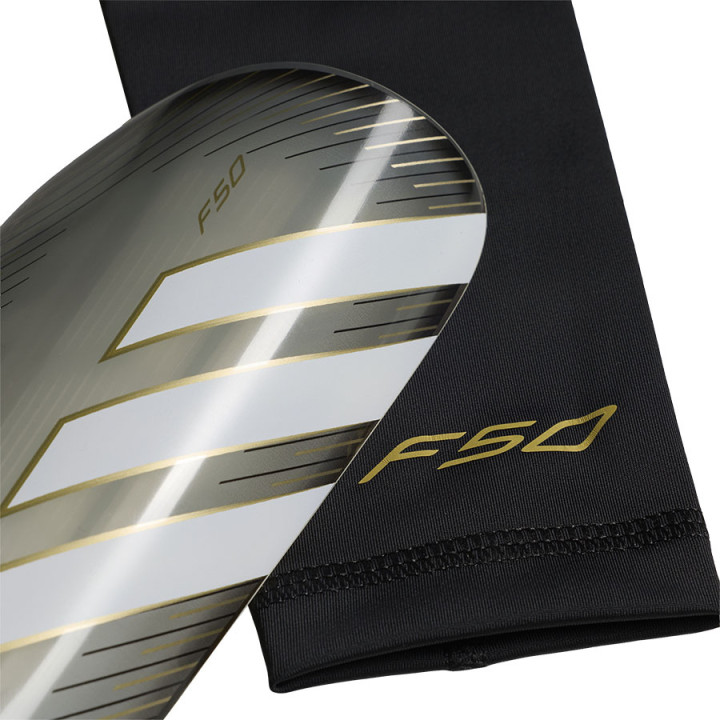 Nagolenniki piłkarskie adidas F50 SG League czarne KV9011 | VUX.pl