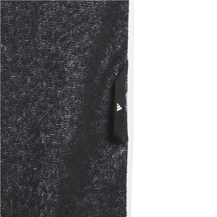 Ręcznik adidas Performance Towel L KE7415 | VUX.pl