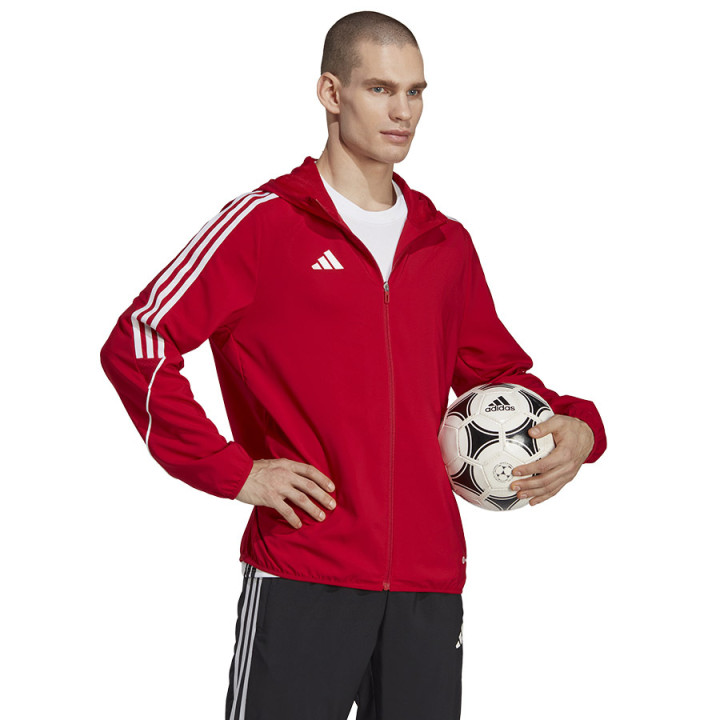 Kurtka wiatrówka z kapturem męska adidas Tiro 23 czerwona | VUX.pl