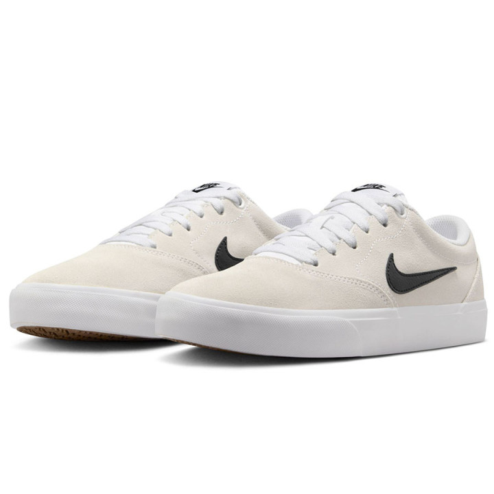 Buty Nike Charge Suede IM4399-101 | VUX.pl